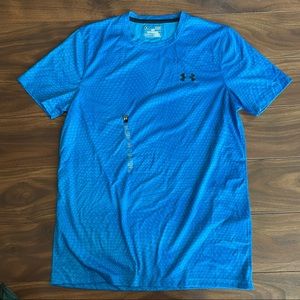 Brand New Men Under Armour Blue Tee small loose fit heat gear S NWT